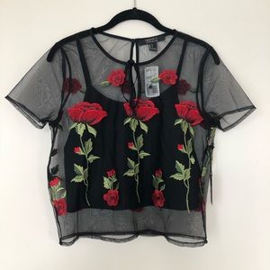 🌻 NWT Embroidered Floral Rose Mesh Lace Top